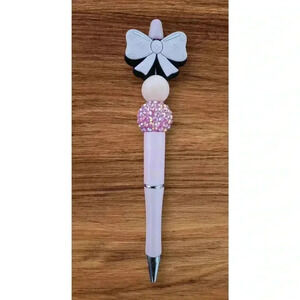 Custom beaded pens. Bows Gifts. Basket filler. Journal. Teen. Party
